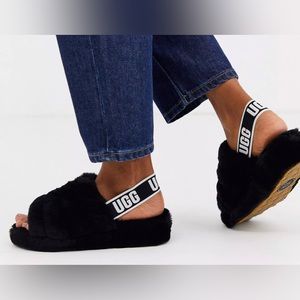 UGG Yeah Slides - Brand New No box Size 9